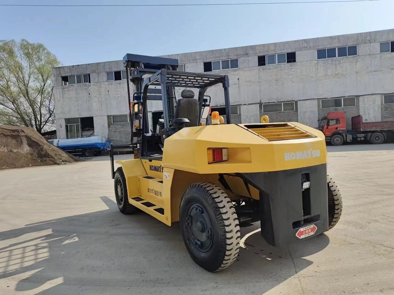 Komatsu FD150 - Dyzelinis krautuvas: foto 5 Komatsu FD150 - Dyzelinis krautuvas: foto 5