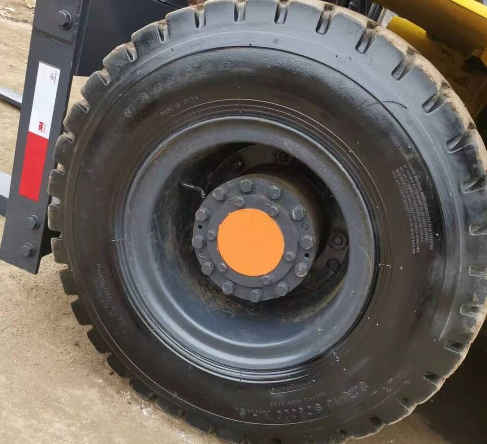 Komatsu FD70-7 - Dyzelinis krautuvas: foto 2 Komatsu FD70-7 - Dyzelinis krautuvas: foto 2