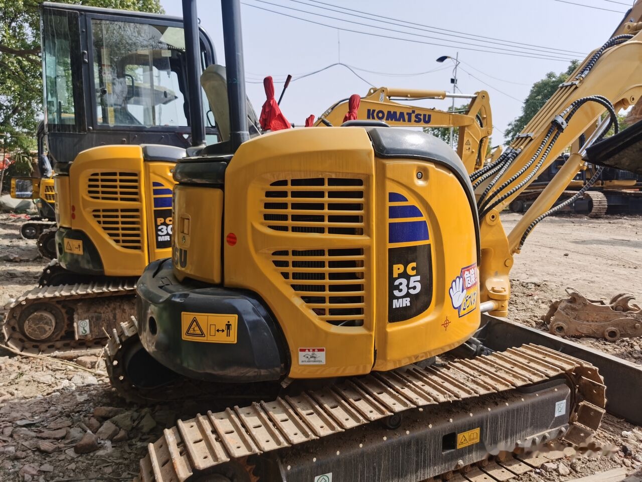 Komatsu PC35MR - Vikšrinis ekskavatorius: foto 1 Komatsu PC35MR - Vikšrinis ekskavatorius: foto 1