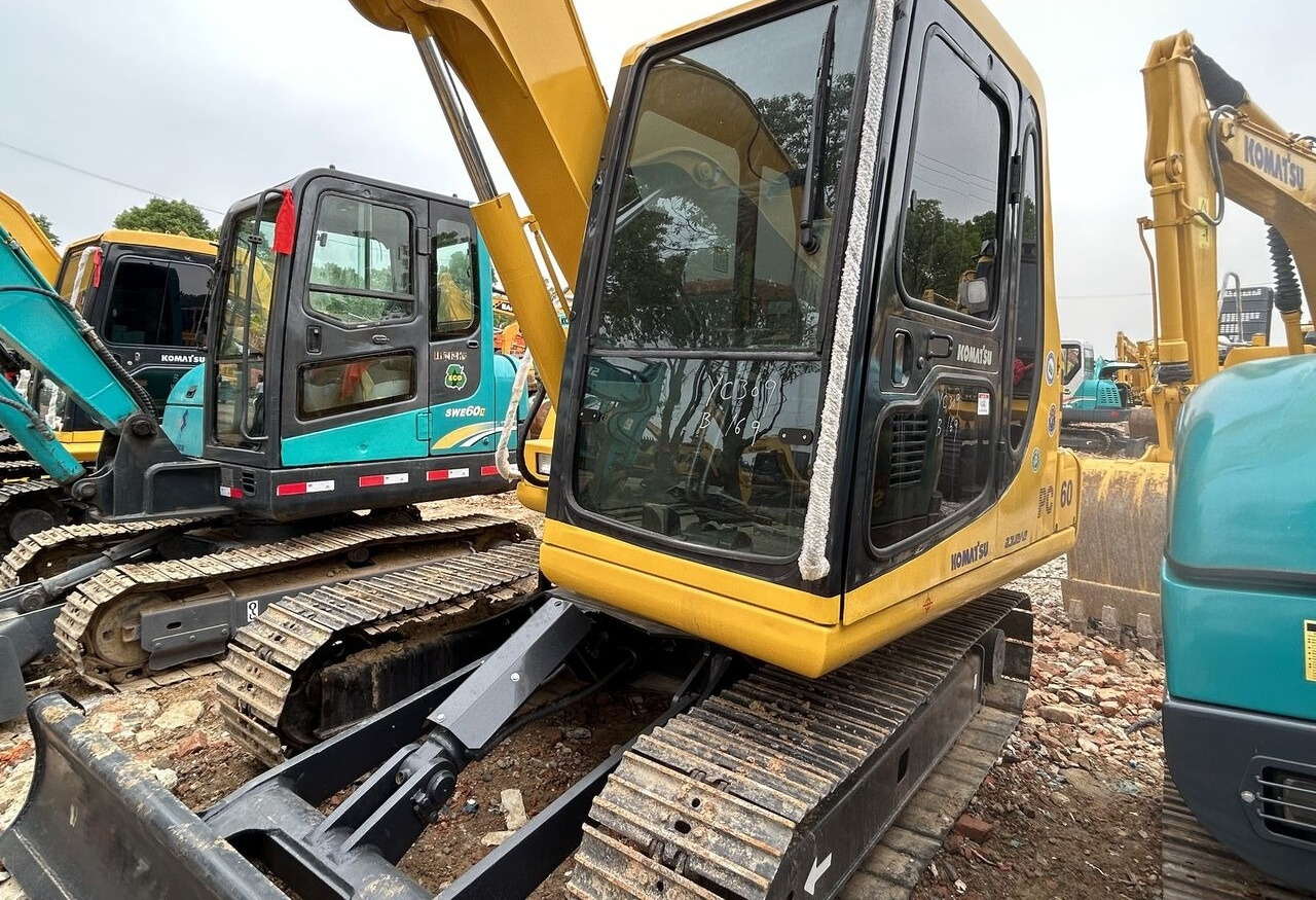 Komatsu PC60 - Vikšrinis ekskavatorius: foto 4 Komatsu PC60 - Vikšrinis ekskavatorius: foto 4