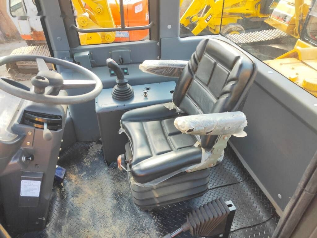 Ratinis krautuvas SDLG LG936: foto 8