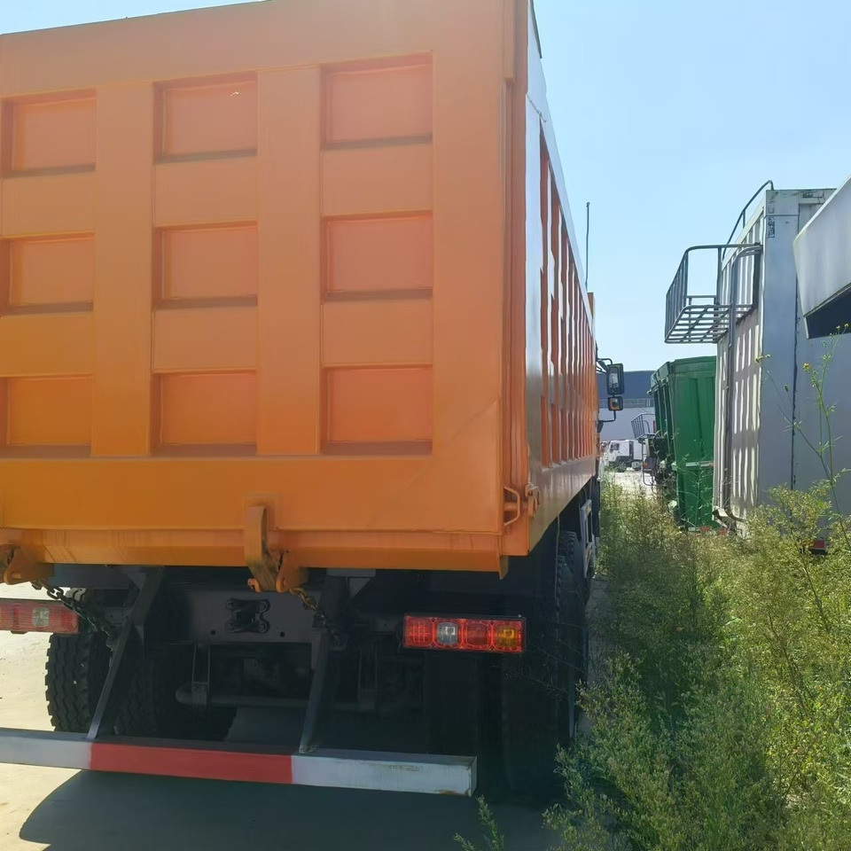 SHACMAN F3000 8*4 Dump truck - Savivartis sunkvežimis: foto 4 SHACMAN F3000 8*4 Dump truck - Savivartis sunkvežimis: foto 4