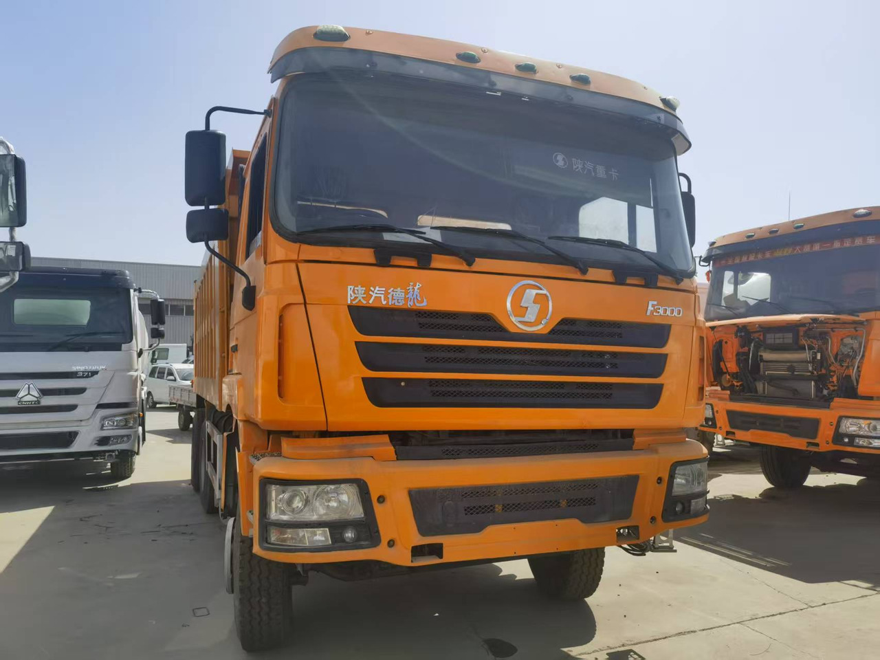 Shacman F3000 6*4 Dump truck - Savivartis sunkvežimis: foto 3 Shacman F3000 6*4 Dump truck - Savivartis sunkvežimis: foto 3