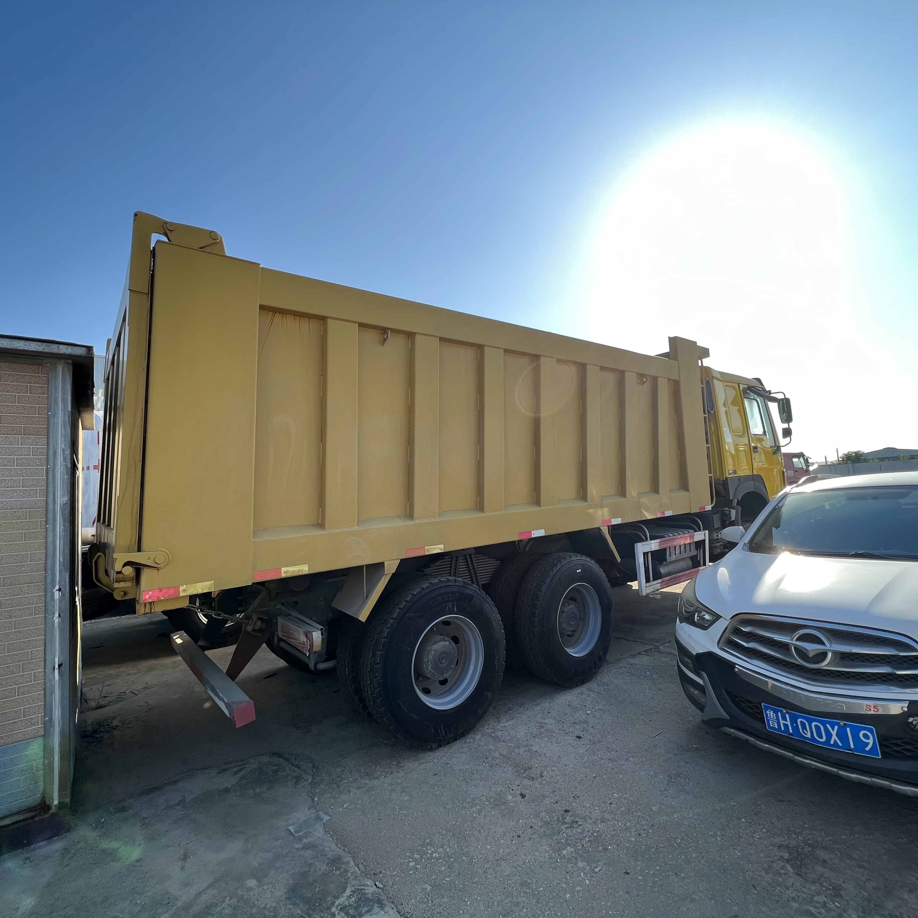 Savivartis sunkvežimis Sinotruk HOWO 371 6*4 Dump truck: foto 7
