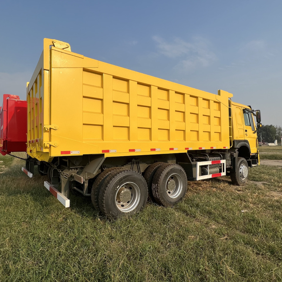 Sinotruk HOWO 371 6*4 Dump truck - Savivartis sunkvežimis: foto 3 Sinotruk HOWO 371 6*4 Dump truck - Savivartis sunkvežimis: foto 3