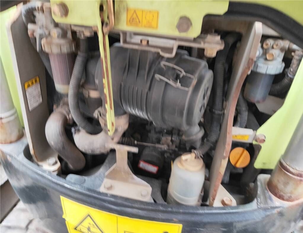Yanmar Vio 17 - Mini ekskavatorius: foto 5 Yanmar Vio 17 - Mini ekskavatorius: foto 5