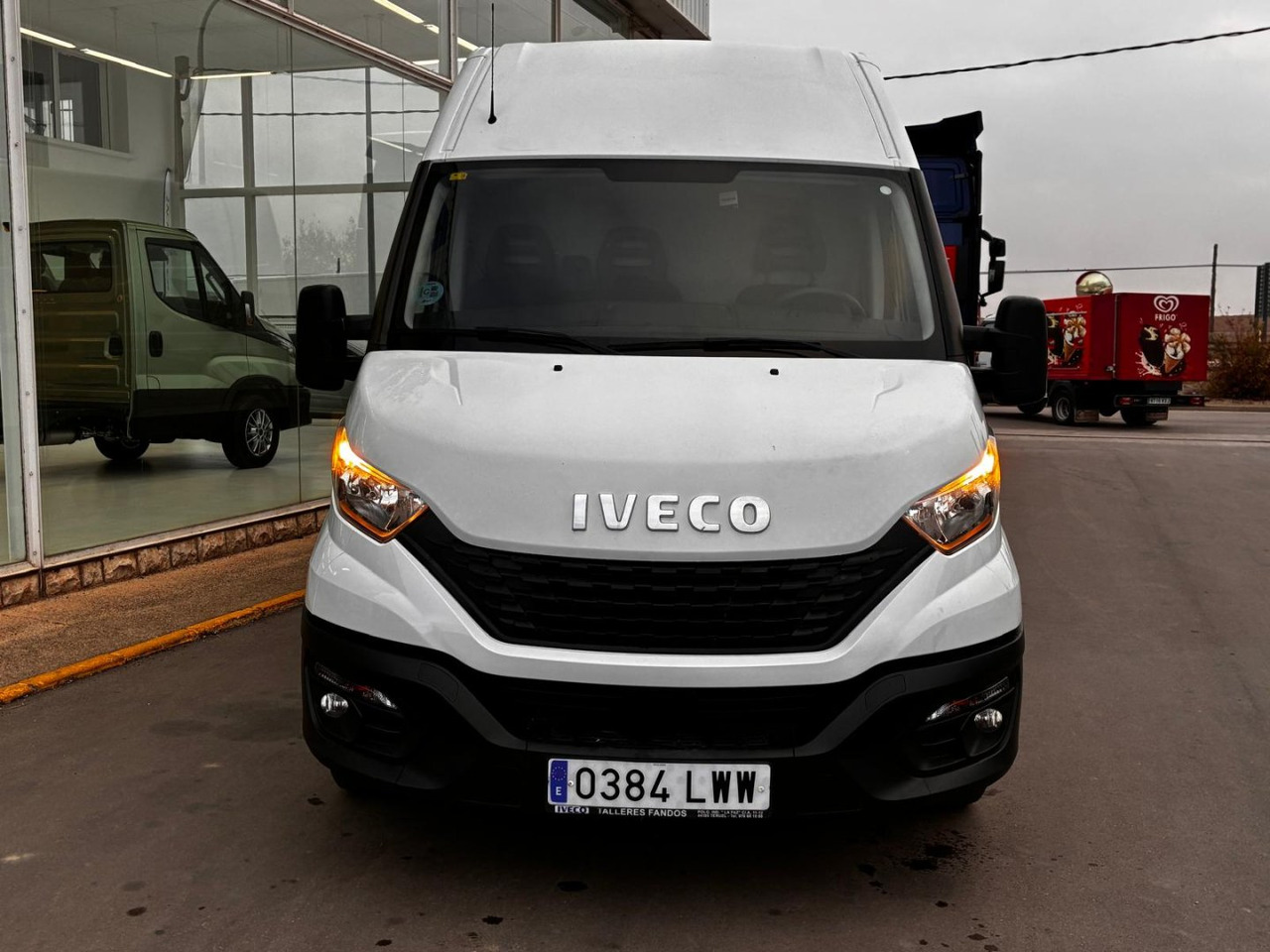 Furgón IVECO 35S14 V 16m3 - Krovininis mikroautobusas: foto 2 Furgón IVECO 35S14 V 16m3 - Krovininis mikroautobusas: foto 2