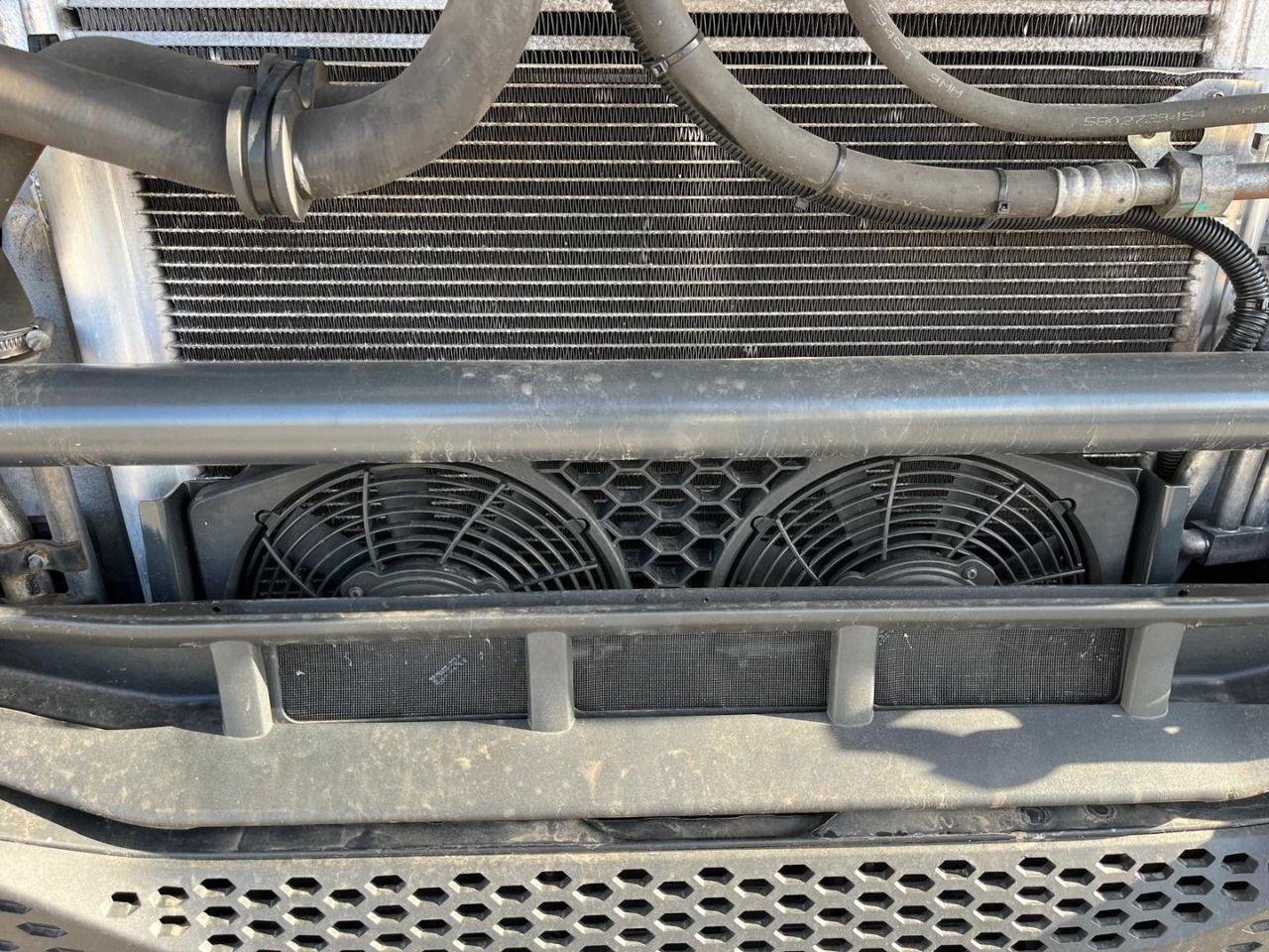 Cabeza Tractora IVECO 460 AUTOMATICO CON INTARDER - Vilkikas: foto 5 Cabeza Tractora IVECO 460 AUTOMATICO CON INTARDER - Vilkikas: foto 5