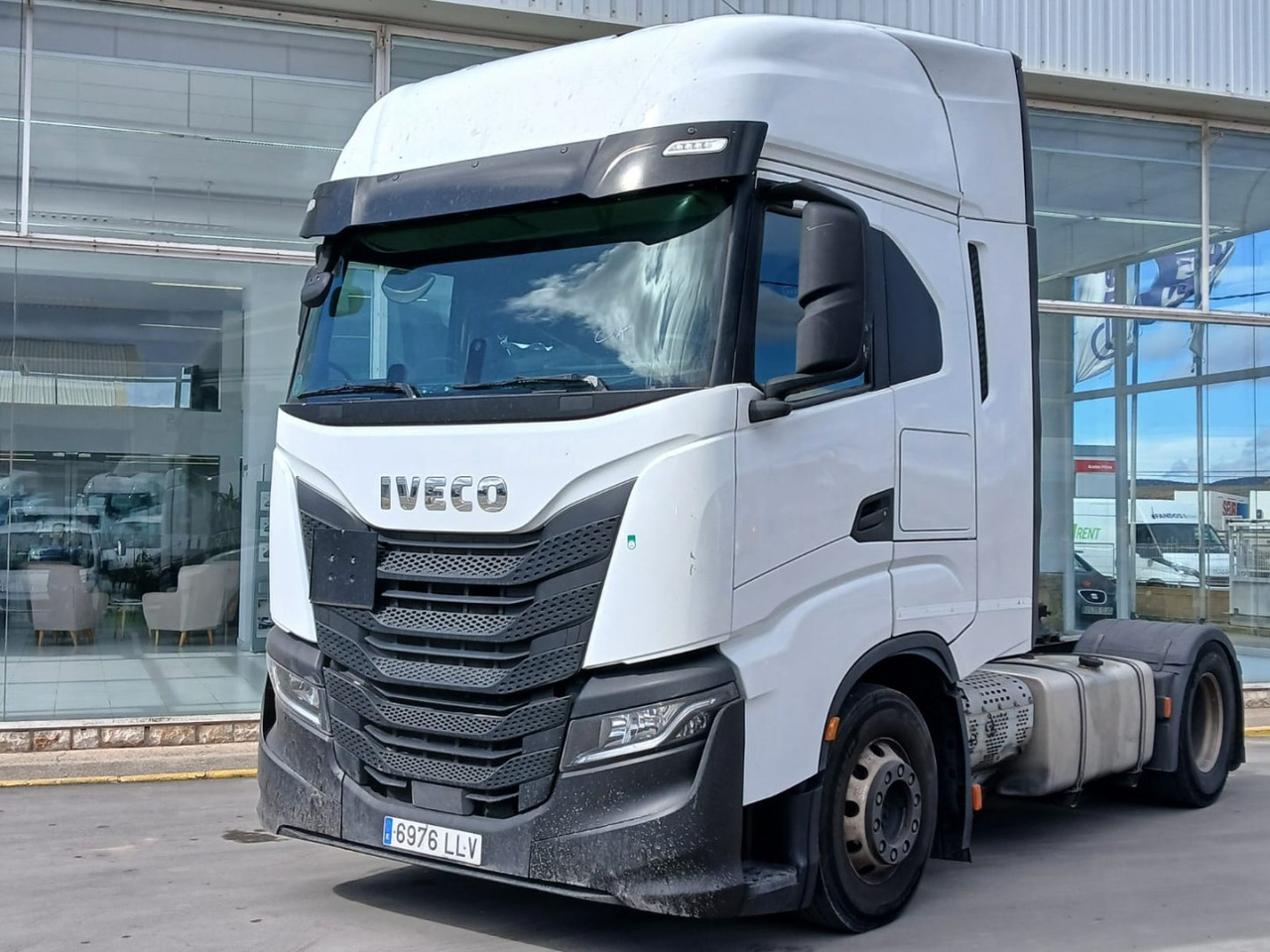Cabeza Tractora IVECO 460 AUTOMATICO INTARDER ADR - Vilkikas: foto 1 Cabeza Tractora IVECO 460 AUTOMATICO INTARDER ADR - Vilkikas: foto 1