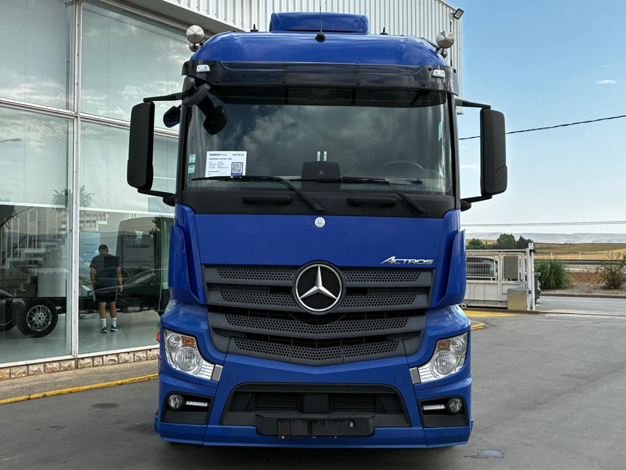 Cabeza Tractora Mercedes ACTROS 1846 INTARDER - Vilkikas: foto 2 Cabeza Tractora Mercedes ACTROS 1846 INTARDER - Vilkikas: foto 2