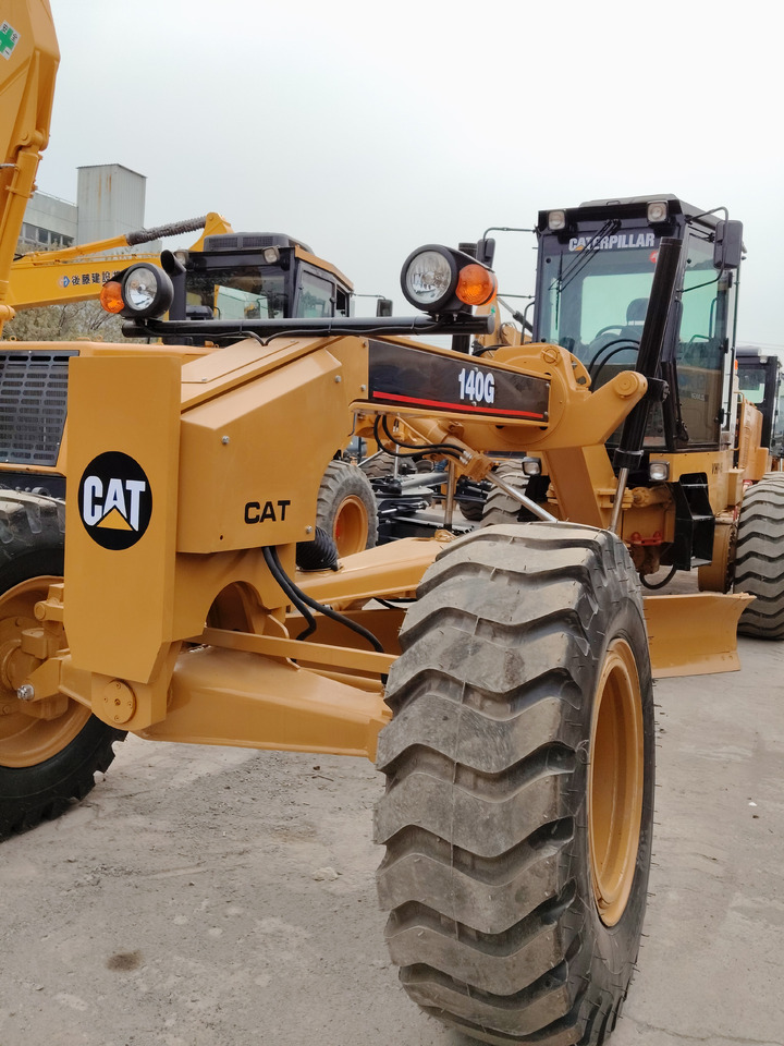 CAT 140G CATERPILLAR 140 G - Greideris: foto 2 CAT 140G CATERPILLAR 140 G - Greideris: foto 2