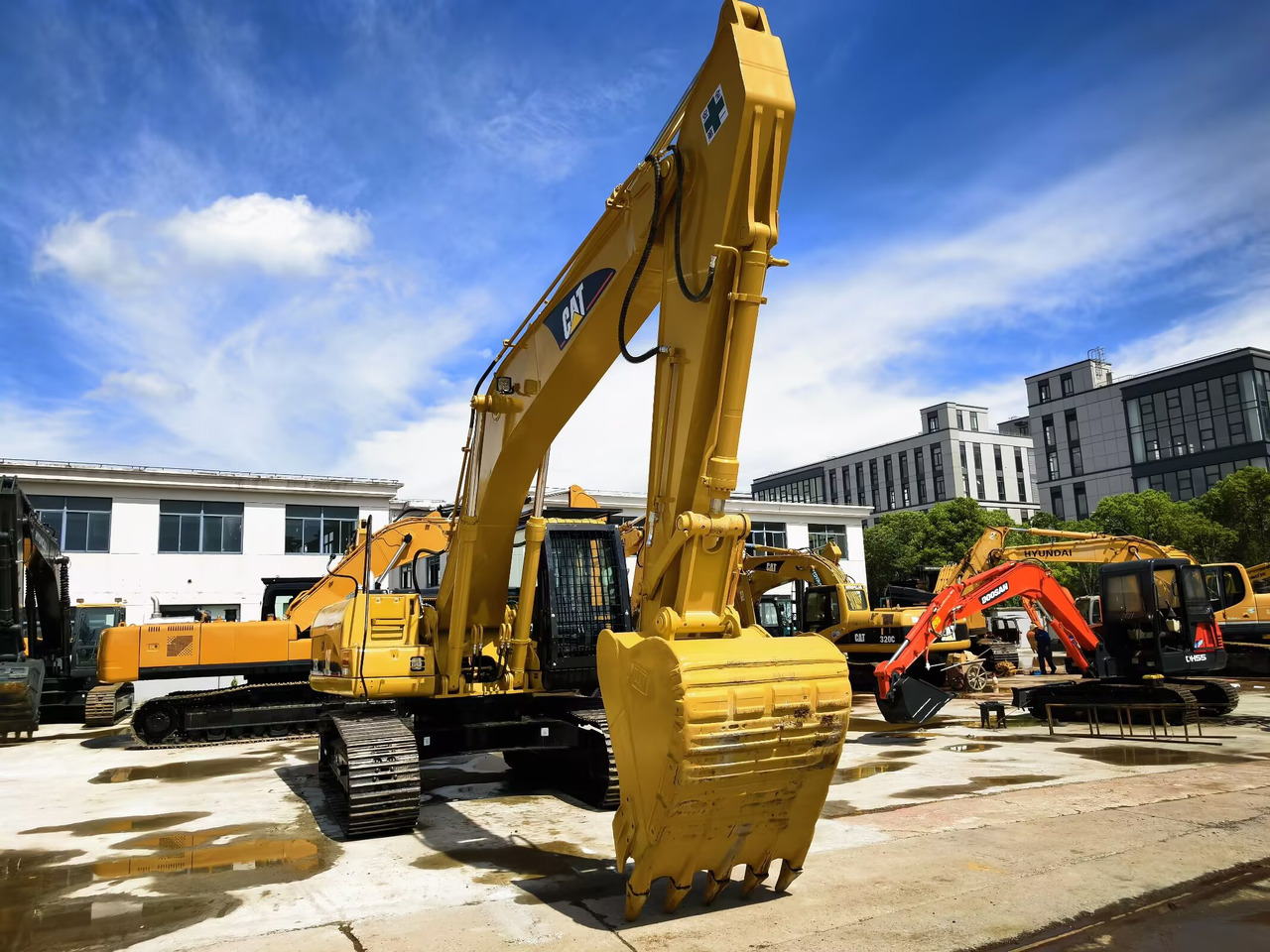 CAT 325C - Vikšrinis ekskavatorius: foto 3 CAT 325C - Vikšrinis ekskavatorius: foto 3