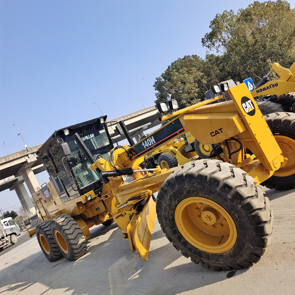 CATERPILLAR 140H CAT 140K 140G - Greideris: foto 1 CATERPILLAR 140H CAT 140K 140G - Greideris: foto 1