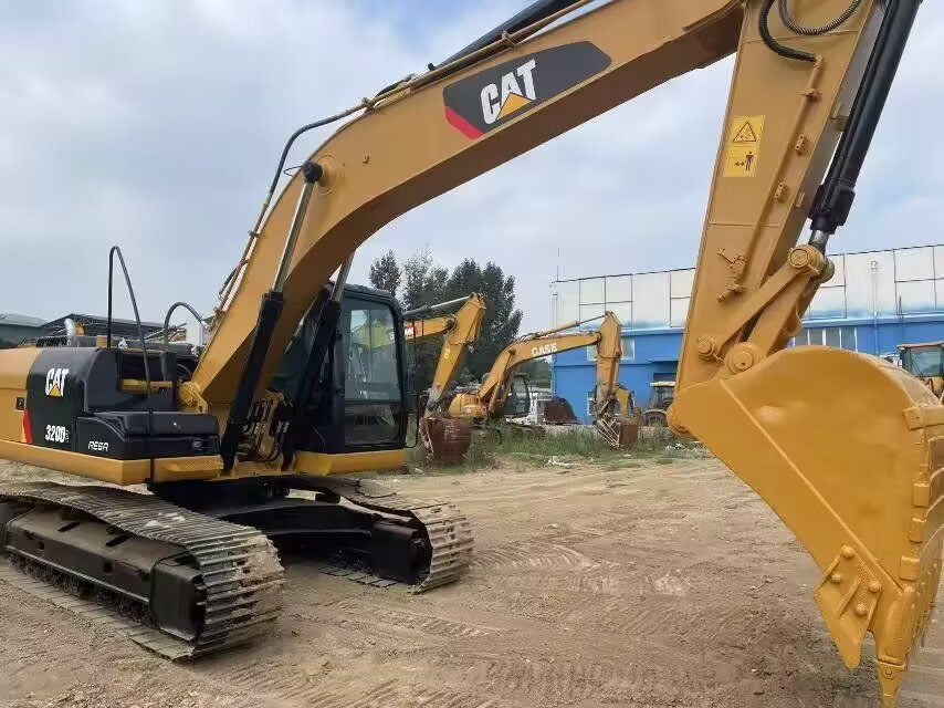 CATERPILLAR 320D2L CAT 320D - Vikšrinis ekskavatorius: foto 1 CATERPILLAR 320D2L CAT 320D - Vikšrinis ekskavatorius: foto 1