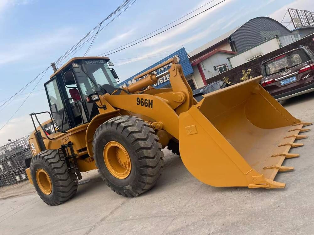 CATERPILLAR 966 H - Ratinis krautuvas: foto 1 CATERPILLAR 966 H - Ratinis krautuvas: foto 1