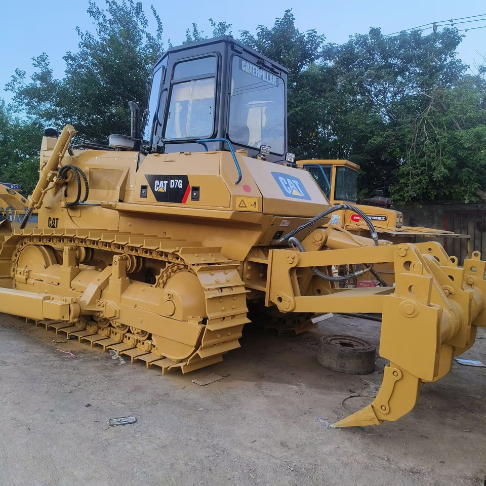 CATERPILLAR D7G D6G D6R D9R - Buldozeris: foto 1 CATERPILLAR D7G D6G D6R D9R - Buldozeris: foto 1