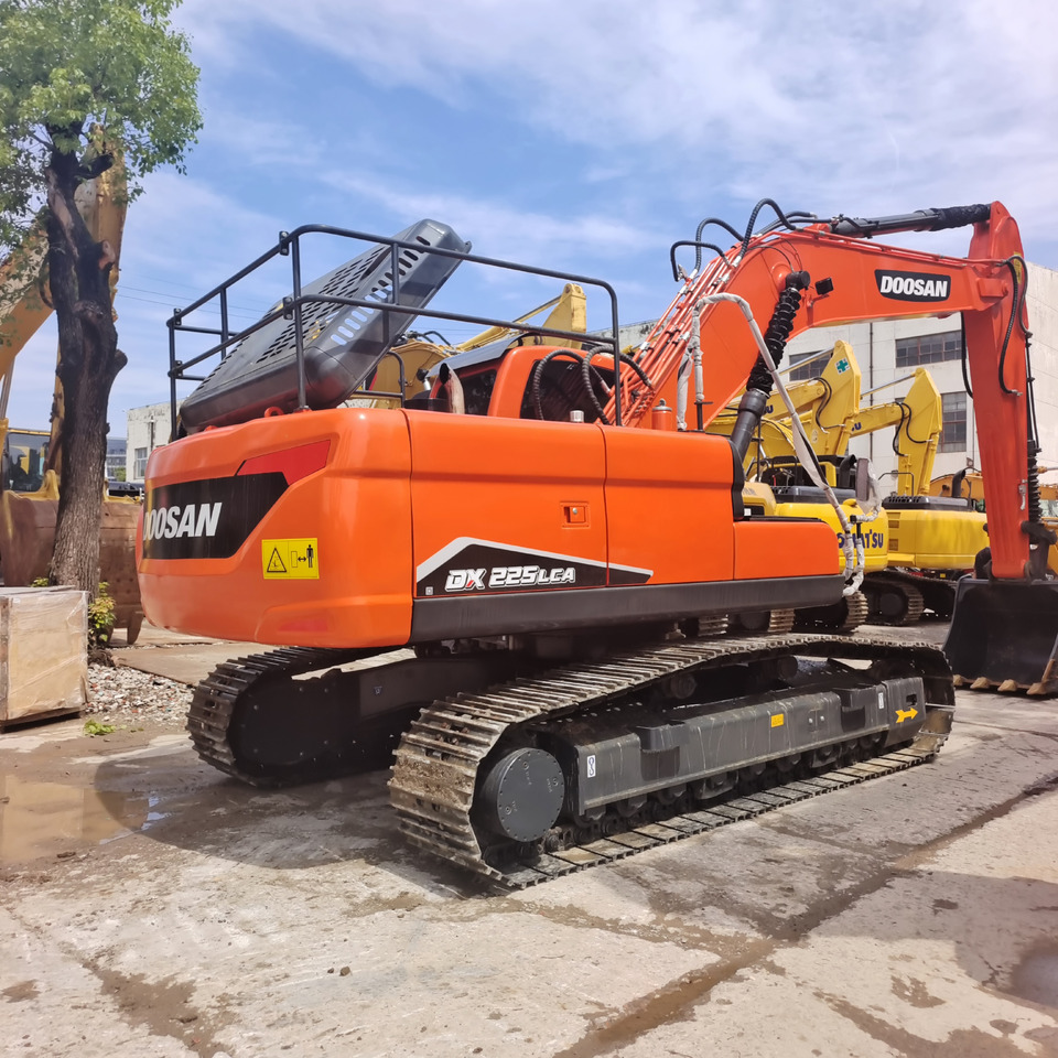 DOOSAN DX225 LCA DX225 LC - 9C - Vikšrinis ekskavatorius: foto 3 DOOSAN DX225 LCA DX225 LC - 9C - Vikšrinis ekskavatorius: foto 3