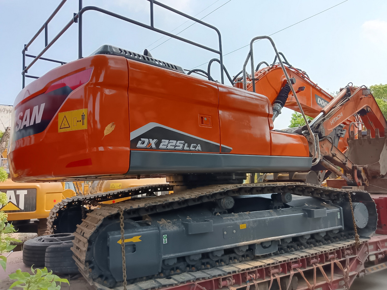 DOOSAN DX225 LCA LC-9C - Vikšrinis ekskavatorius: foto 1 DOOSAN DX225 LCA LC-9C - Vikšrinis ekskavatorius: foto 1
