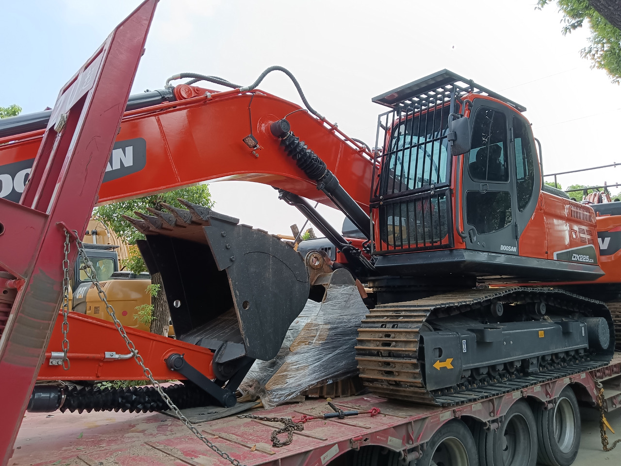 DOOSAN DX225LC-9C DX225LCA - Vikšrinis ekskavatorius: foto 4 DOOSAN DX225LC-9C DX225LCA - Vikšrinis ekskavatorius: foto 4