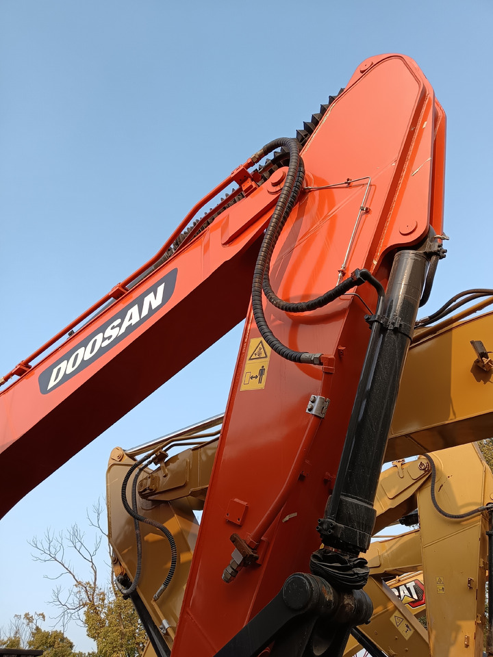 DOOSAN DX340LC-9C DX340 LCA - Vikšrinis ekskavatorius: foto 2 DOOSAN DX340LC-9C DX340 LCA - Vikšrinis ekskavatorius: foto 2