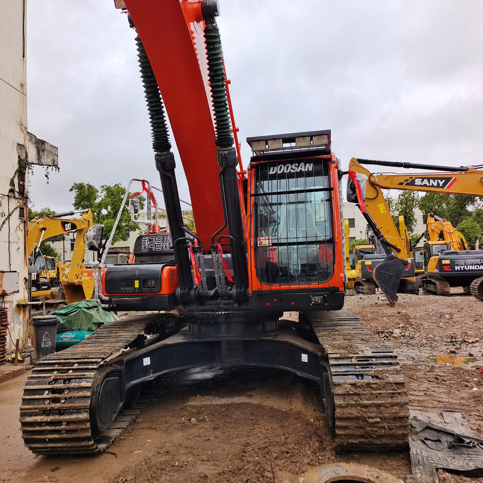 DOOSAN DX340LC-9C DX340 LCA - Vikšrinis ekskavatorius: foto 4 DOOSAN DX340LC-9C DX340 LCA - Vikšrinis ekskavatorius: foto 4