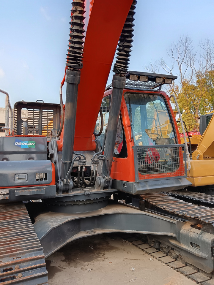DOOSAN DX340LC-9C DX340LCA - Vikšrinis ekskavatorius: foto 3 DOOSAN DX340LC-9C DX340LCA - Vikšrinis ekskavatorius: foto 3