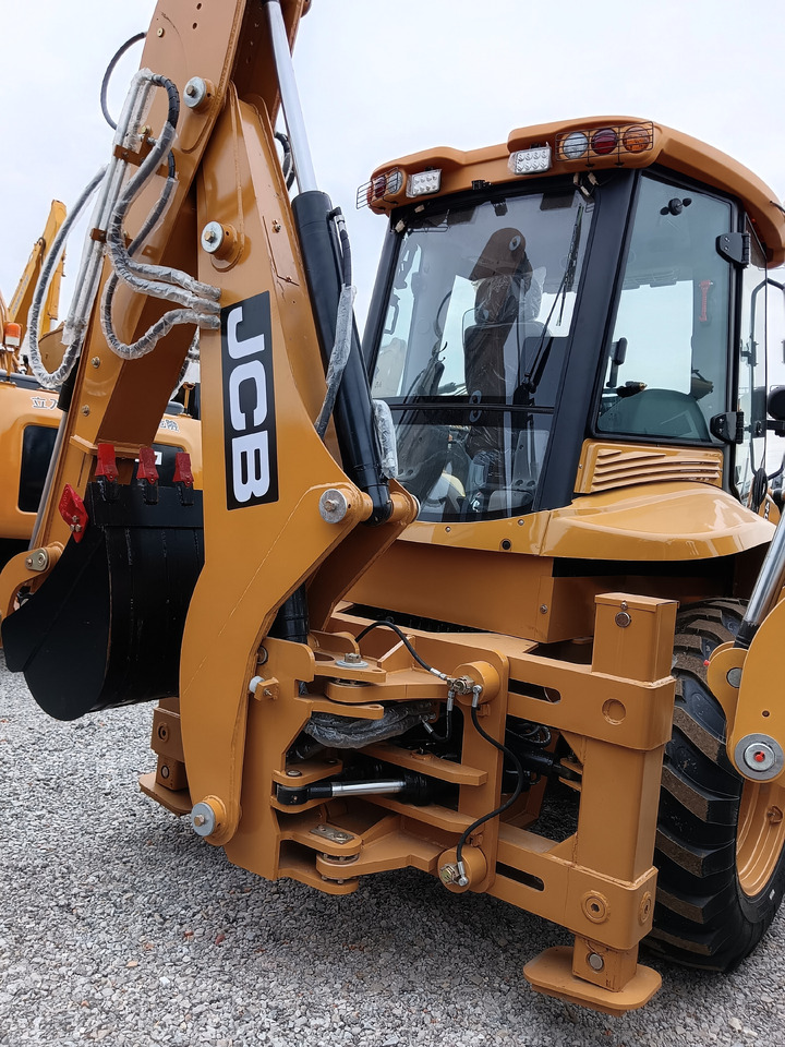 JCB 4CX - Ekskavatorius-krautuvas: foto 1 JCB 4CX - Ekskavatorius-krautuvas: foto 1