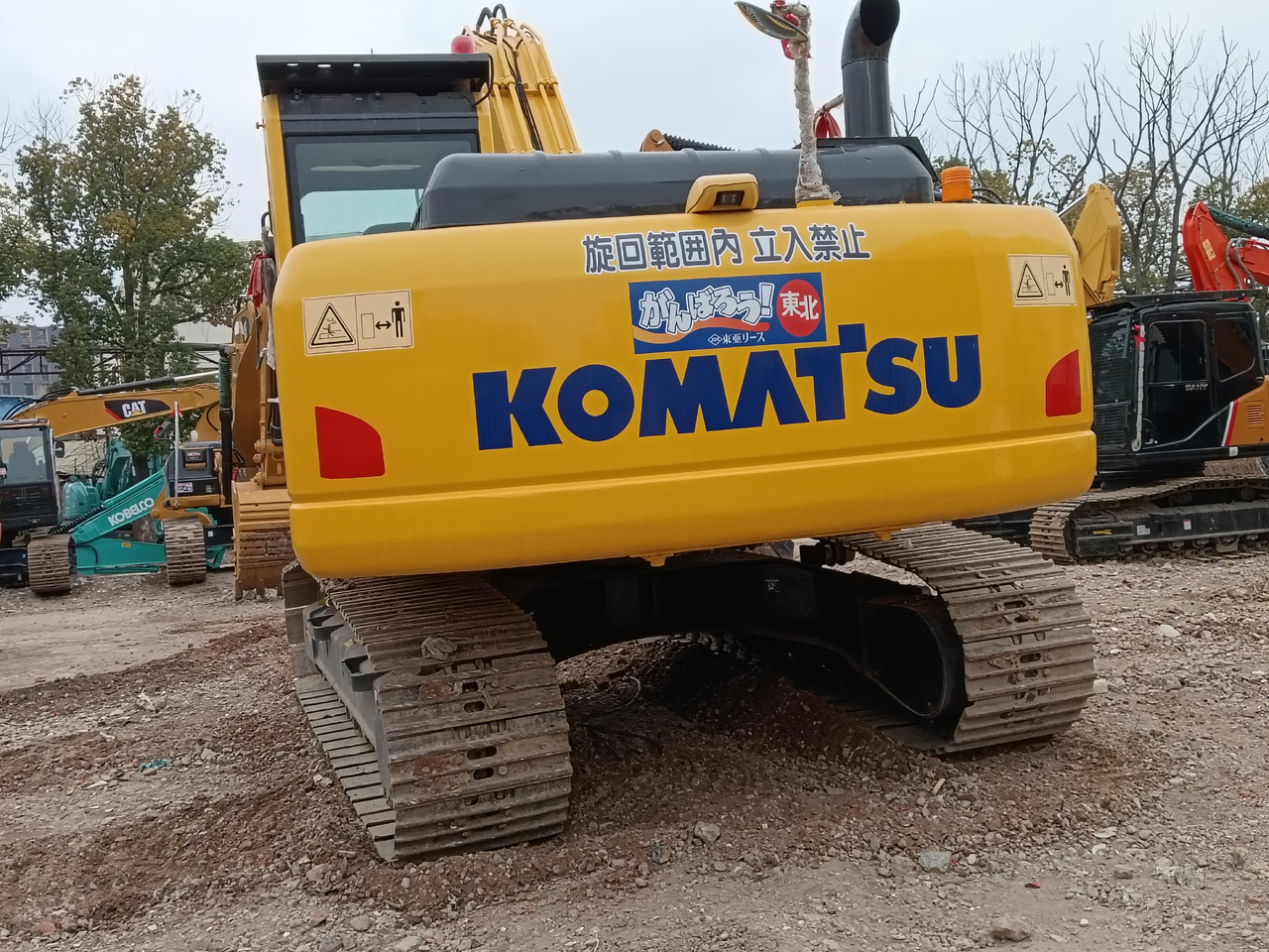 KOMATSU PC200-8 - Vikšrinis ekskavatorius: foto 3 KOMATSU PC200-8 - Vikšrinis ekskavatorius: foto 3