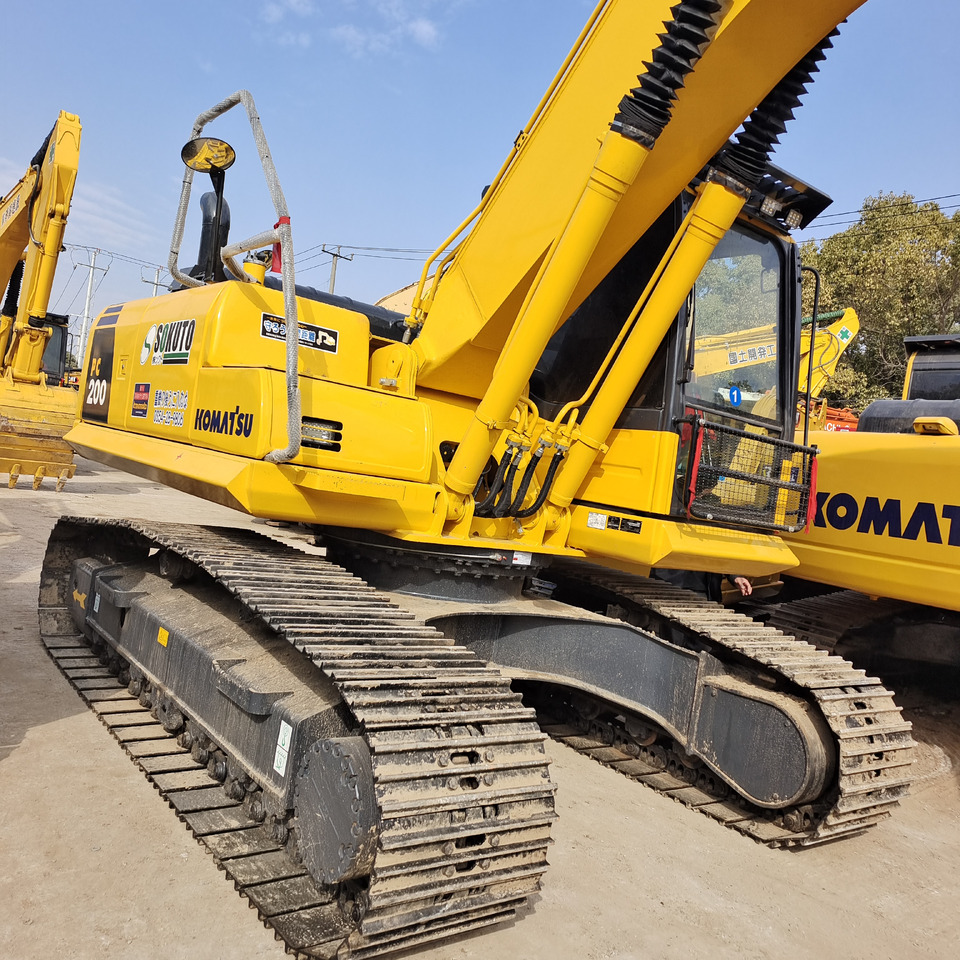 KOMATSU PC200-8 - Vikšrinis ekskavatorius: foto 3 KOMATSU PC200-8 - Vikšrinis ekskavatorius: foto 3