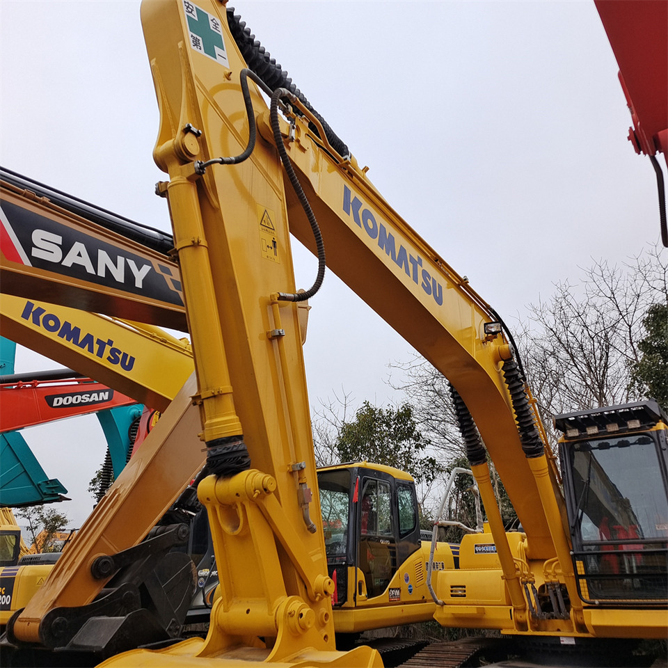KOMATSU PC210LC-8 Komatsu PC210-8 - Vikšrinis ekskavatorius: foto 2 KOMATSU PC210LC-8 Komatsu PC210-8 - Vikšrinis ekskavatorius: foto 2