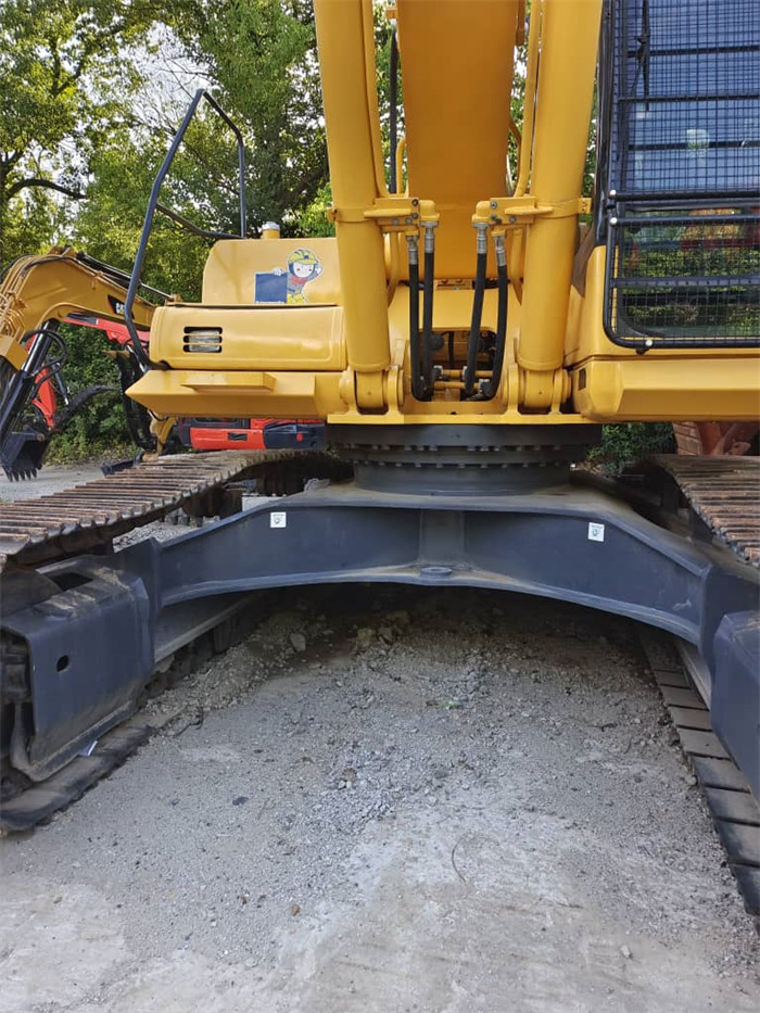 KOMATSU PC400-8 PC 400 - 8 R - Vikšrinis ekskavatorius: foto 2 KOMATSU PC400-8 PC 400 - 8 R - Vikšrinis ekskavatorius: foto 2