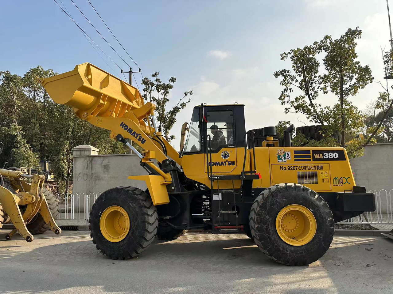 KOMATSU WA380 WA 380 - 3 WA470 WA320 - Ratinis krautuvas: foto 1 KOMATSU WA380 WA 380 - 3 WA470 WA320 - Ratinis krautuvas: foto 1