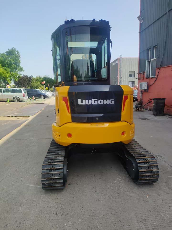 LIUGONG 9035F ZTSG4 BRAND NEW 3.8 TON 3 TON 4 TON MINI DIGGER - Mini ekskavatorius: foto 2 LIUGONG 9035F ZTSG4 BRAND NEW 3.8 TON 3 TON 4 TON MINI DIGGER - Mini ekskavatorius: foto 2