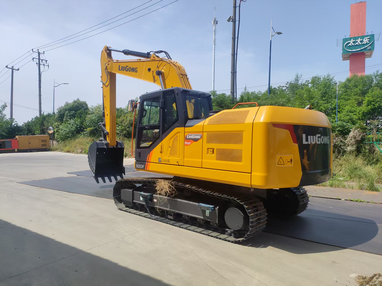 LIUGONG 920FG4 100% Brand New 21.5 TON 20 TON - Vikšrinis ekskavatorius: foto 1 LIUGONG 920FG4 100% Brand New 21.5 TON 20 TON - Vikšrinis ekskavatorius: foto 1