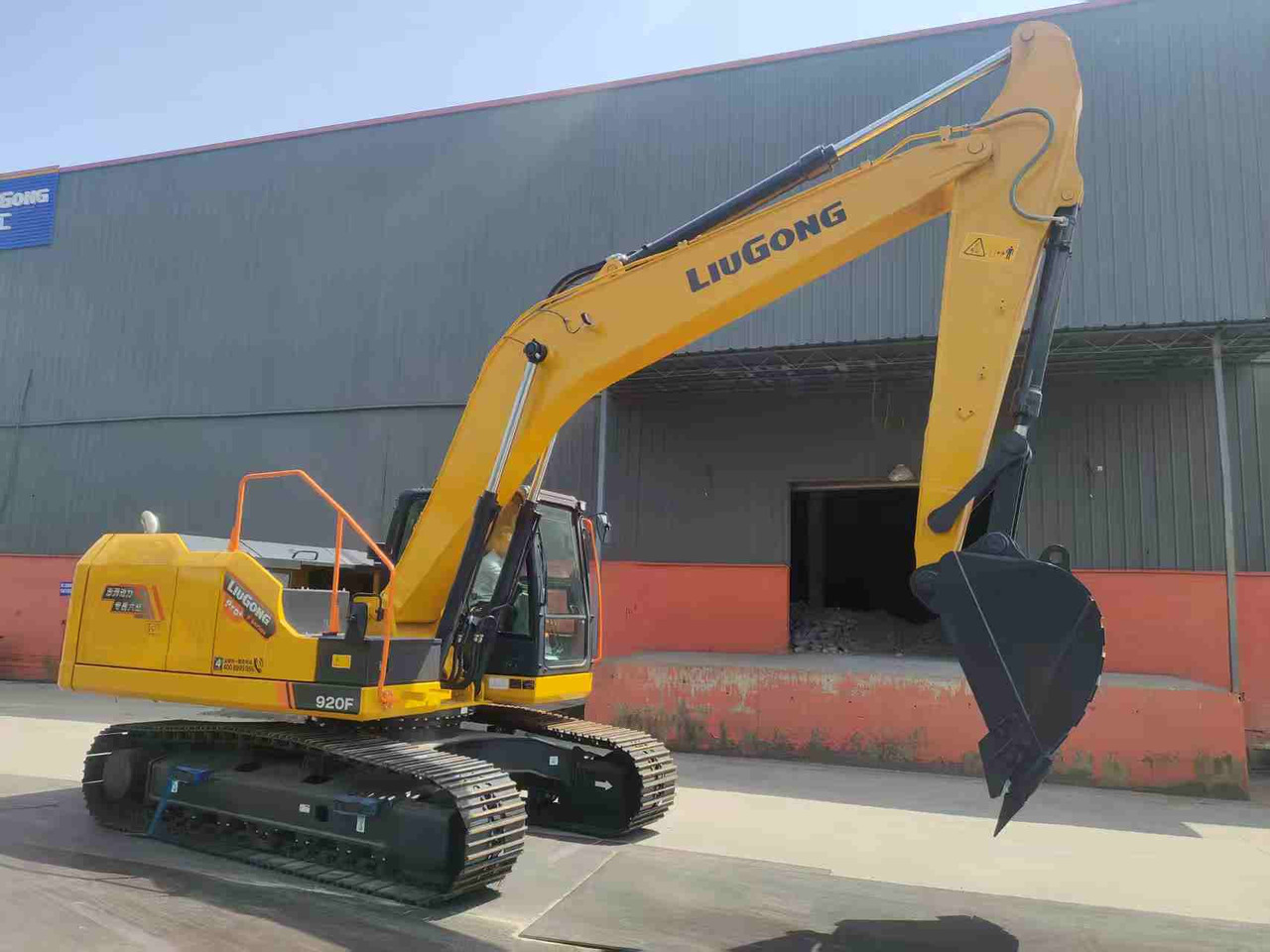 LIUGONG 920FG4 100% Brand New - Vikšrinis ekskavatorius: foto 3 LIUGONG 920FG4 100% Brand New - Vikšrinis ekskavatorius: foto 3