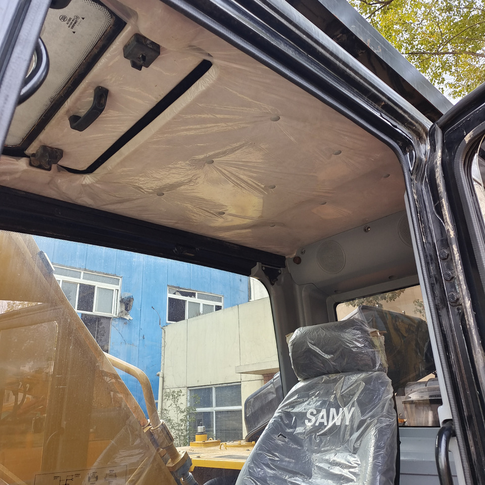 SANY 305H - Vikšrinis ekskavatorius: foto 4 SANY 305H - Vikšrinis ekskavatorius: foto 4