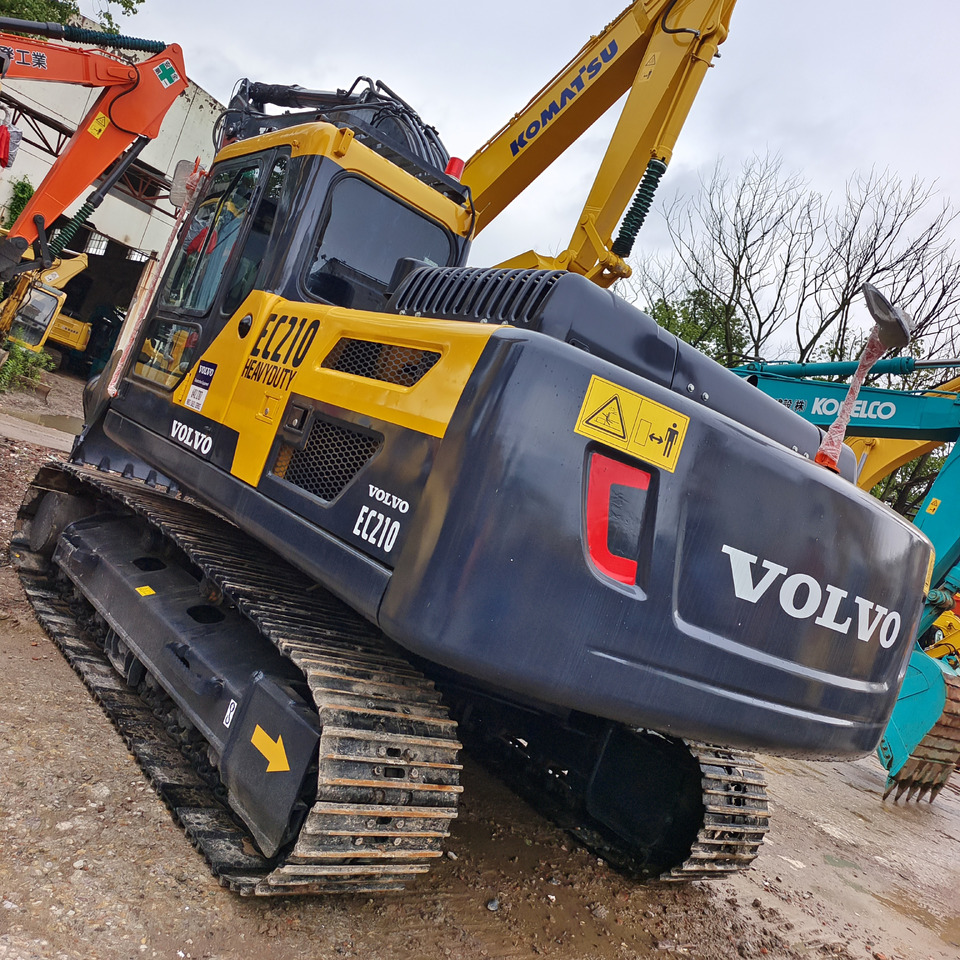 VOLVO EC210D EC210B - Vikšrinis ekskavatorius: foto 3 VOLVO EC210D EC210B - Vikšrinis ekskavatorius: foto 3