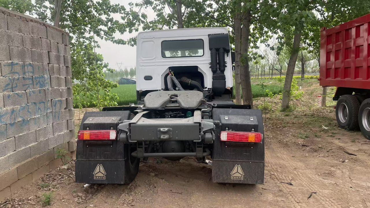 SINOTRUK HOWO 4*2 - Vilkikas: foto 3 SINOTRUK HOWO 4*2 - Vilkikas: foto 3