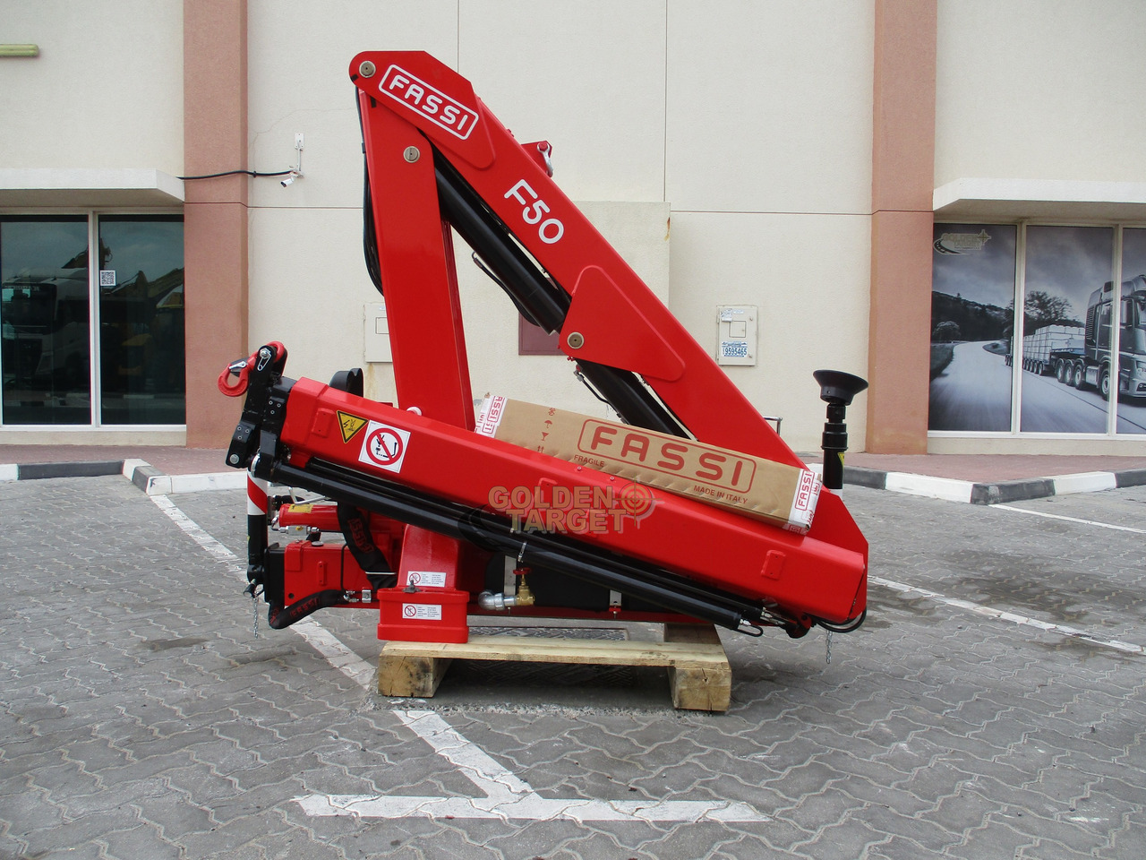 Fassi F50A.0.22 CRANE - Kranas-manipuliatorius - Sunkvežimis: foto 1 Fassi F50A.0.22 CRANE - Kranas-manipuliatorius - Sunkvežimis: foto 1