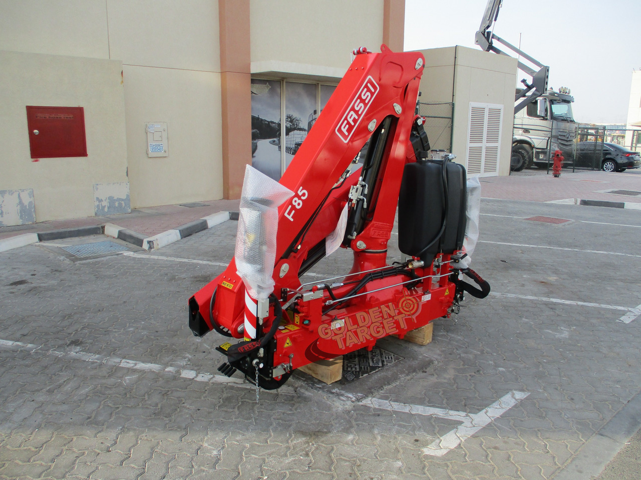 Fassi F85B.0.22 Loader Crane - Kranas-manipuliatorius: foto 2 Fassi F85B.0.22 Loader Crane - Kranas-manipuliatorius: foto 2