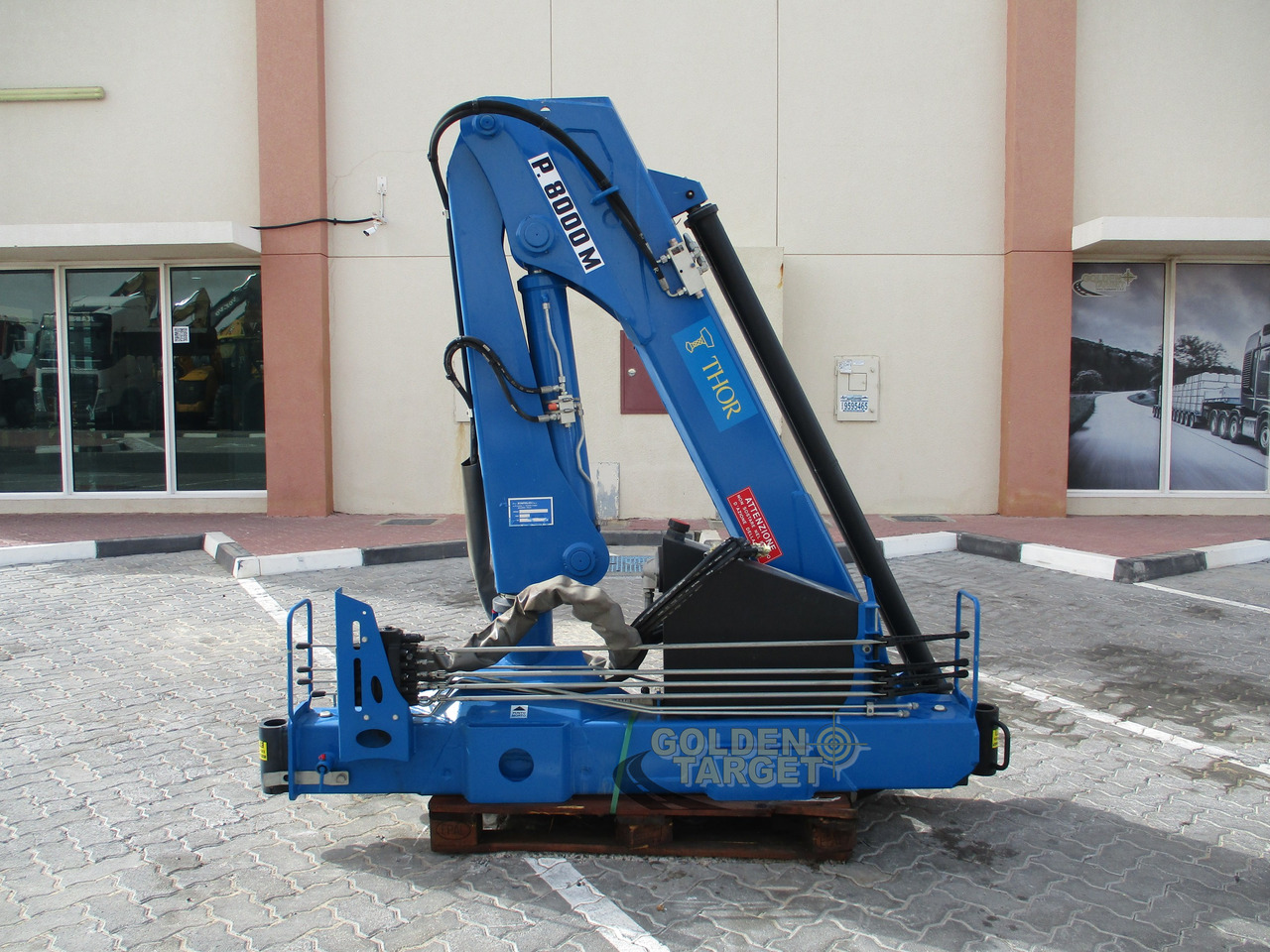ING BONFIGLIOLI IBP 8000 M / 2SI CRANE - Kranas-manipuliatorius - Sunkvežimis: foto 1 ING BONFIGLIOLI IBP 8000 M / 2SI CRANE - Kranas-manipuliatorius - Sunkvežimis: foto 1