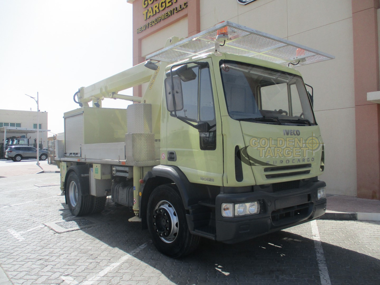 Iveco EURO CARGO 180E28 4x2 PALFINGER P180 Manlift - Autobokštelio: foto 1 Iveco EURO CARGO 180E28 4x2 PALFINGER P180 Manlift - Autobokštelio: foto 1