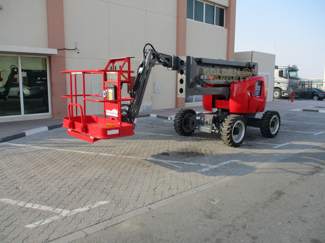 Mantall HZ160JRT Articulated Boom Lift - Alkūninis keltuvas: foto 2 Mantall HZ160JRT Articulated Boom Lift - Alkūninis keltuvas: foto 2