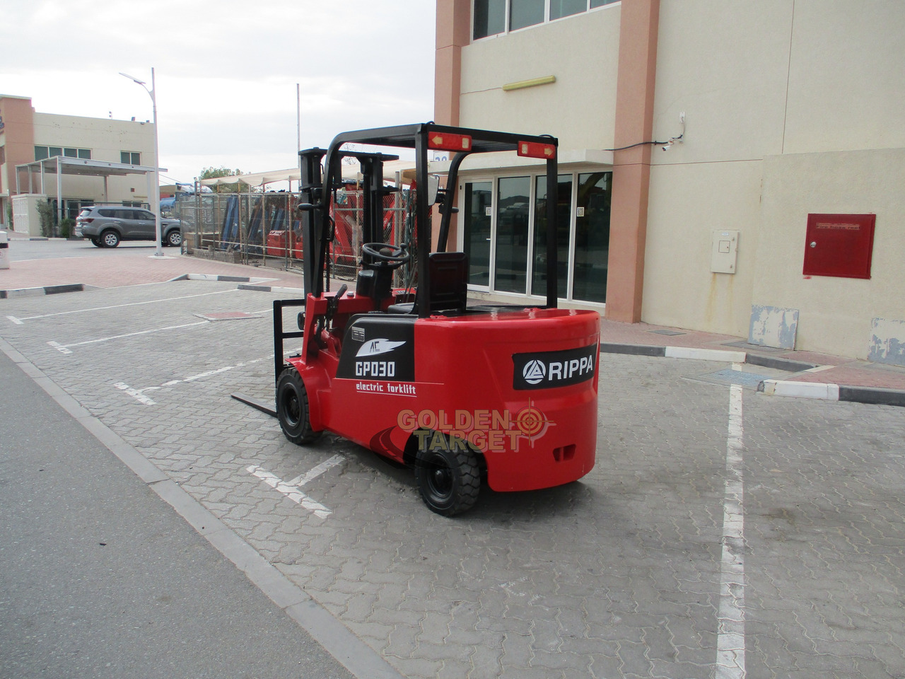 RIPPA GPD30 3 Electric Forklift - Elektrinis krautuvas: foto 4 RIPPA GPD30 3 Electric Forklift - Elektrinis krautuvas: foto 4