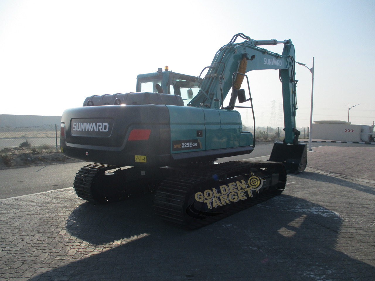 SUNWARD SWE225E-3H Hydraulic Excavator - Vikšrinis ekskavatorius: foto 3 SUNWARD SWE225E-3H Hydraulic Excavator - Vikšrinis ekskavatorius: foto 3