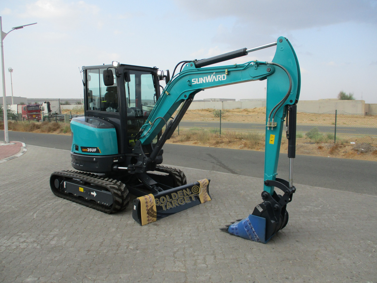 SUNWARD SWE35UF Mini Hydraulic Excavator - Mini ekskavatorius: foto 1 SUNWARD SWE35UF Mini Hydraulic Excavator - Mini ekskavatorius: foto 1