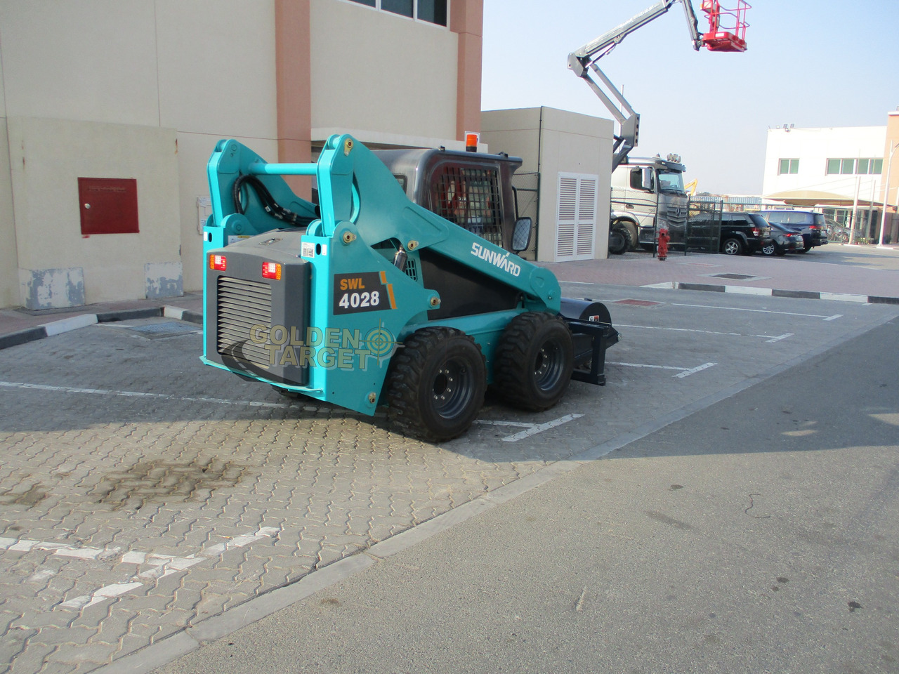 SUNWARD SWL 4028 Skid Steer Milling Machine - Mini krautuvas: foto 3 SUNWARD SWL 4028 Skid Steer Milling Machine - Mini krautuvas: foto 3