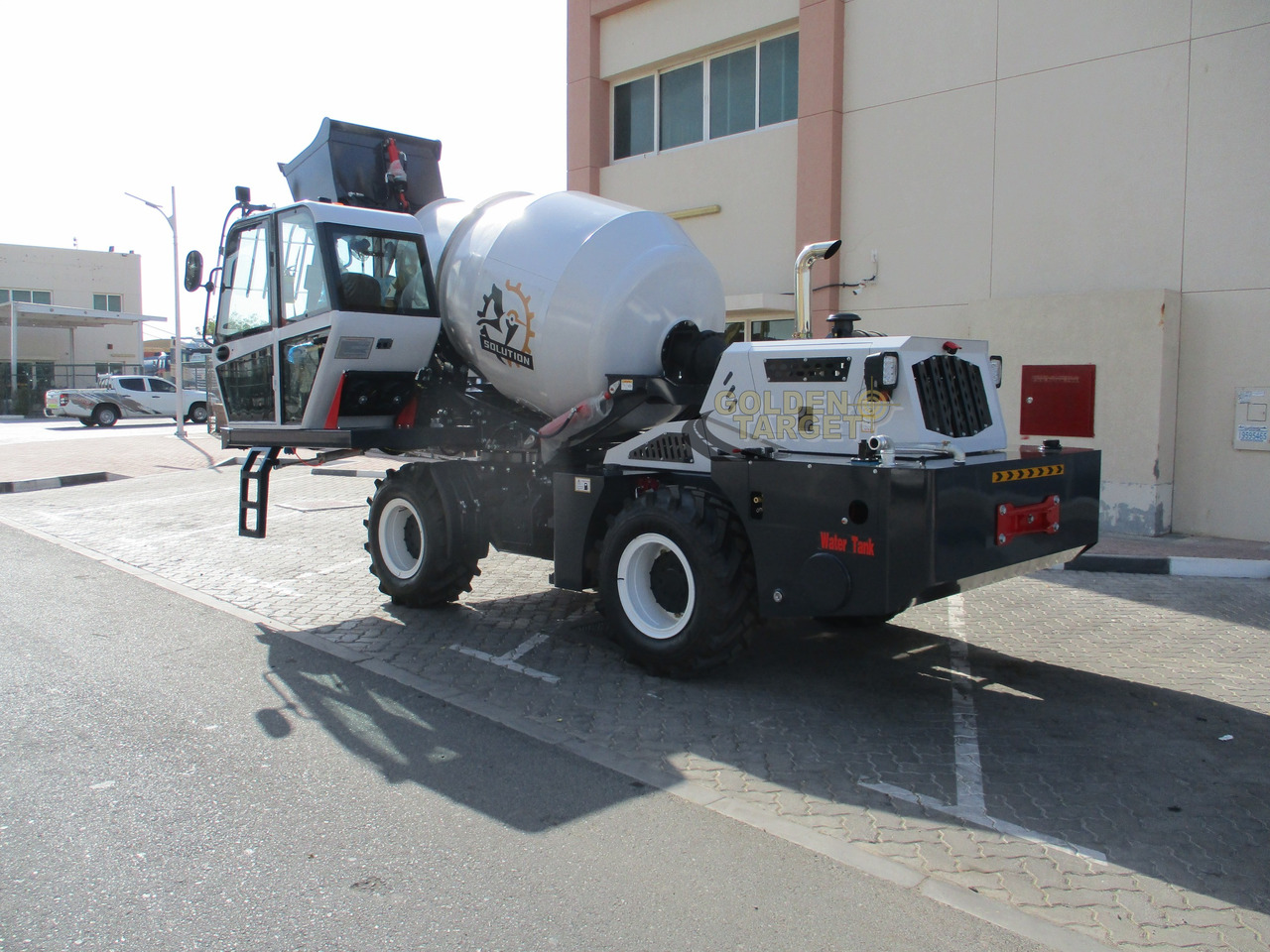 Solution H25 Self Loading Mixer - Betonvežis: foto 4 Solution H25 Self Loading Mixer - Betonvežis: foto 4