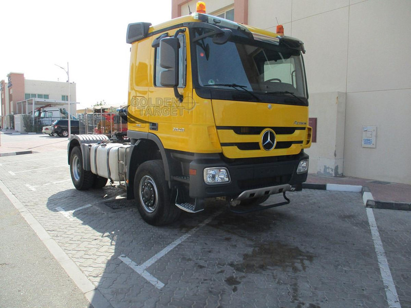 Mercedes-Benz Actros 2048 Head Truck - Sunkvežimis: foto 1 Mercedes-Benz Actros 2048 Head Truck - Sunkvežimis: foto 1