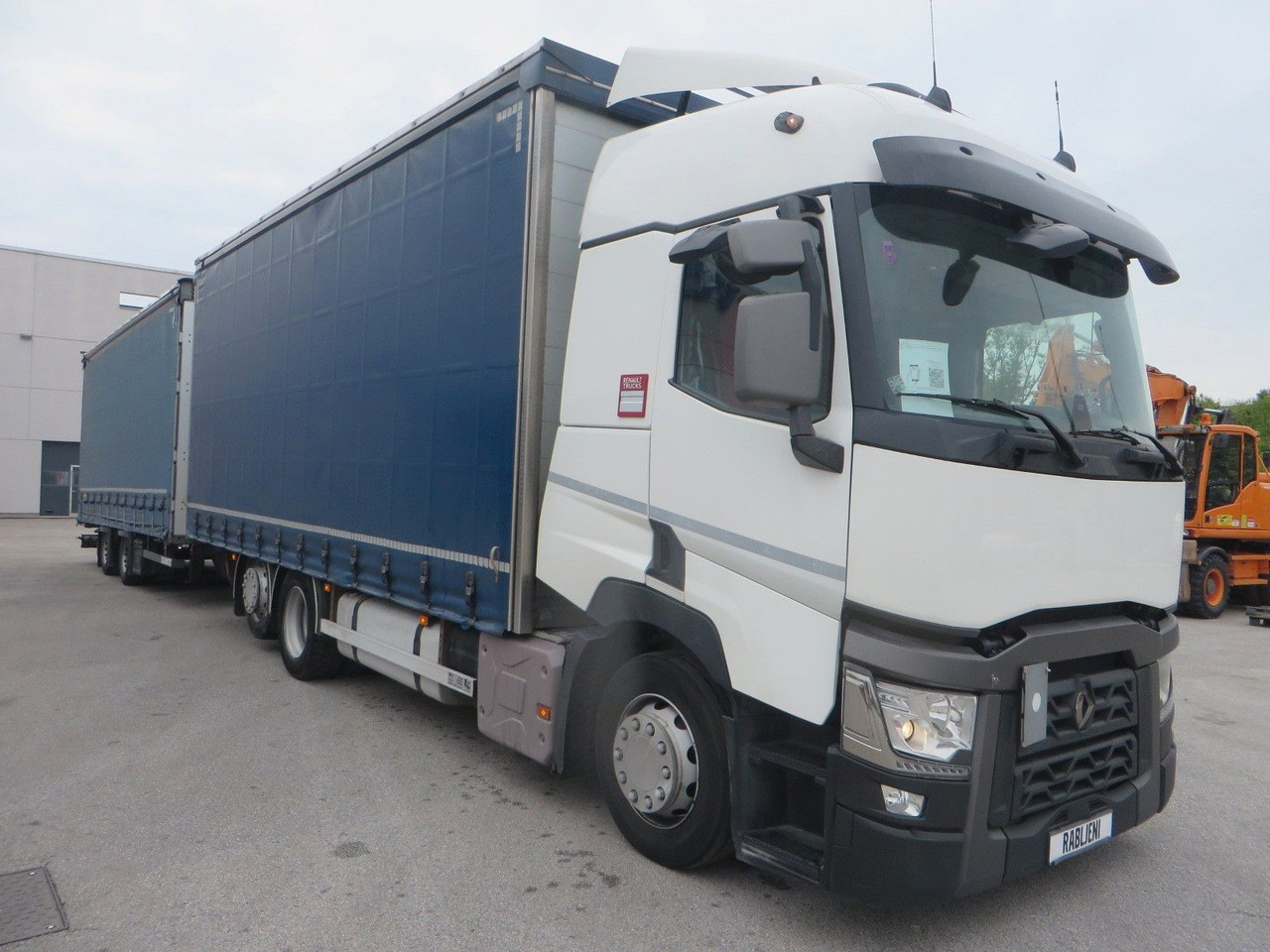 Renault T480 SC 6x2 Tandem jumbo 116m3 - Tentinis sunkvežimis: foto 2 Renault T480 SC 6x2 Tandem jumbo 116m3 - Tentinis sunkvežimis: foto 2